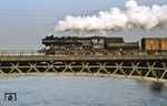 52 8047 wurde 1962 aus 52 6359 (BMAG, Baujahr 1944) rekonstruiert. Zum Zeitpunkt der Aufnahme gehörte sie zum Bw Bautzen. (07.03.1977) <i>Foto: Peter Schiffer</i>