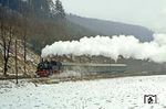 74 1230 mit Sonderzug P 21521 bei Sitzendorf-Unterweißbach. (26.02.1982) <i>Foto: Wolfgang Bügel</i>