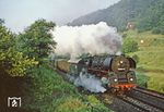 Gegen 6.25 ist 01 0521 mit dem Berufsverkehrszug P 5010 zwischen Zeutzsch und Uhlstädt unterwegs. (28.05.1981) <i>Foto: Wolfgang Bügel</i>