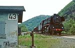 Am ehemaligen Schrankenposten 43 rollt 41 1225 mit Ng 66474 Kahla entgegen. (12.06.1982) <i>Foto: Wolfgang Bügel</i>