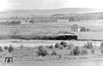 Zum letzten Mal passiert 01 0522 mit D 1098 die Grenzanlagen zwischen Gerstungen und Obersuhl. (02.06.1973) <i>Foto: Johannes Glöckner</i>