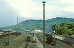 Mittlerweile haben sich die Fahrtteilnehmer wieder in den Sonderzug begeben, im Inselbahnhofsteil von Löbau zieht 52 8199 ihre Kreise. (19.06.1982) <i>Foto: Wolfgang Bügel</i>