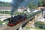 38 205 mit Sonderzug P 24505 des Reisebüros der DDR für westdeutsche Eisenbahnfreunde während eines Fotohalts in Greiz. (26.09.1982) <i>Foto: Wolfgang Bügel</i>