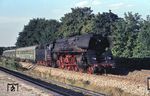 01 0510 vor D 336 nach Hamburg in Berlin-Nikolassee.  (24.08.1976) <i>Foto: Peter Schiffer</i>