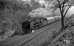 01 2137 (Bw Dresden Altstadt) mit dem Gegenzug des "Pannonia-Express" D 370 aus Sofia nördlich von Weinböhla. (20.04.1976) <i>Foto: Joachim Bügel</i>