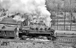 86 1741 wurde am 01.10.1942 beim Bw Wismar in Dienst gestellt. Seit 1947 war sie in Sachsen unterwegs, bis sie am 11.10.1976 in Aue ausgemustert wurde und ist hier in Annaberg-Buchholz Süd auf dem Weg in ihre Heimat. (22.04.1976) <i>Foto: Joachim Bügel</i>