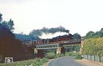50 3529 mit Ng 62345 auf der Muldebrücke bei Roßwein. (28.09.1982) <i>Foto: Wolfgang Bügel</i>
