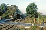41 1303 mit P 3222 von Sangerhausen nach Wittenberg im Bahnhof Biendorf. (29.09.1982) <i>Foto: Wolfgang Bügel</i>