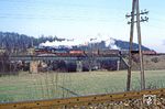 50 1298 überquert vor Ng 62312 die Brücke über die Freiburger Mulde. (31.12.1982) <i>Foto: Wolfgang Bügel</i>