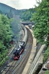 Ausfahrt des D 554 in Oberhof. (15.06.1991) <i>Foto: Manfred Kantel</i>