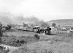 01 0523 mit D 1097 (Düsseldorf - Dresden) auf dem Weg zur innerdeutschen Grenze bei Ronshausen. (26.04.1973) <i>Foto: Dieter Kempf</i>