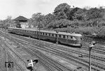 SVT 137 273 der DDR-Reichsbahn als FDt 66 aus Berlin in Hamburg Hbf. (11.05.1961) <i>Foto: Joachim Claus</i>
