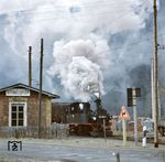 99 1585 dampft mit einem Güterzug aus Schmalzgrube. (10.04.1975) <i>Foto: Johannes Glöckner</i>