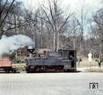 1951 übernahm die Deutsche Reichsbahn der DDR die Anlagen und Betriebsführung der durch Reparationsleistungen und Kriegsschäden arg gebeutelten Muskauer Waldbahn. Hierbei wurden auch die dort vorhandenen Lokomotiven eingegliedert. Die ehemalige Henschel-Brigadelok (HFB-Nr. 1547) bekam die Betriebsnummer 99 3315 zugeteilt. 1977 wurde die Lok mit fortschreitender Stillegung der Bahn abgestellt und an die Dampf-Kleinbahn Mühlenstroth in Gütersloh verkauft. Dort wurde die Lok als Nr. 6  "Richard Roosen" in den Fahrzeugpark eingereiht und war bis 2003 regelmäßig vor Museumszügen im Einsatz. Im Herbst 2013 kehrte die Lok zur Waldeisenbahn Muskau zurück und traf am 04.10.2013 wieder in ihrer alten Heimat Weißwasser ein. Am 10. September 2015 wurde sie ins tschechischen Zamberk gebracht, wo die Lok eine Hauptuntersuchung erhalten soll. Danach soll sie die vorhandenen Lokomotiven 99 3312 und 99 3317 beim Einsatz vor den Museumszügen auf ihren alten Stammstrecken unterstützen. (11.04.1975) <i>Foto: Johannes Glöckner</i>