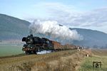 Ein weiteres Sonnenbild mit 41 1180 vor Dg 55445 gelang zwischen Uhlstädt und Rudolstadt bei Etzelbach. (01.01.1983) <i>Foto: Wolfgang Bügel</i>