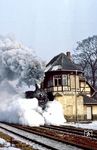 Mit viel Dampf und P 6017 nach Gera startet 41 1180 in Jena Saalbahnhof. (18.02.1983) <i>Foto: Wolfgang Bügel</i>