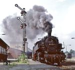86 1725 verlässt mit einem Personenzug nach Blauenthal den Bahnhof Aue/Sa. (13.08.1976) <i>Foto: Johannes Glöckner</i>