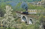 Frühling an der Zwickauer Mulde mit 50 3647 vor Dg 54311 bei Schlema. (30.04.1983) <i>Foto: Volker Fröhmer</i>