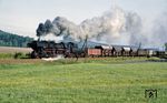 52 8192 (ex 52 493) mit einem Güterzug bei Gelenau südlich von Kamenz. (07.05.1983) <i>Foto: Wolfgang Bügel</i>