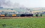 50 3671 wurde 1961 aus 50 012 rekonstruiert und fährt hier mit Ng 66333 durchs Vogtland bei Rodewisch in Sachsen. (29.08.1983) <i>Foto: Wolfgang Bügel</i>