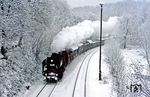 50 3145 mit Ng 66330 auf dem Weg von Aue nach Zwickau bei Hartenstein. (09.02.1984) <i>Foto: Wolfgang Bügel</i>