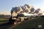 Ein schöne Tradition sind auf vielen Museumsbahnen die Nikolauszüge, wie hier mit 392.2530 auf der Museumsbahn Timelkam-Ampflwang bei Außerungenach.  (03.12.2016) <i>Foto: Stefan Jurasovits   </i>