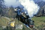 Die Glauchauer 50 3697 mit Ng 65321 bei der Durchfahrt in Lichtenstein (Sachs). (23.12.1984) <i>Foto: Volker Fröhmer</i>