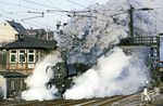 Volldampf voraus am 1. Weihnachtsfeiertag: 41 1182 verlässt mit Dg 55445 nach Saalfeld den Bahnhof Camburg. (25.12.1984) <i>Foto: Volker Fröhmer</i>