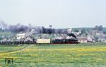 Die Vorbeifahrt der 50 3697 mit Ng 65323 vor dem sächsischen Örtchen Rödlitz-Hohndorf. (16.05.1985) <i>Foto: Wolfgang Bügel</i>