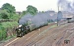52 8148 dampft mit P 7836 nach Bischofswerda aus dem Bahnhof Bautzen. (18.05.1985) <i>Foto: Wolfgang Bügel</i>