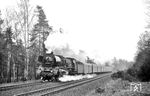 03 2214 (Bw Görlitz) mit P 3815 in der Dresdener Heide bei Dresden-Klotzsche auf dem Weg in die Bezirkshauptstadt.  (11.04.1977) <i>Foto: Joachim Bügel</i>