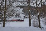Unweit des Bahnhofs Schmalzgrube dampft 99 1542 Richtung Jöhstadt. (15.01.2017) <i>Foto: Joachim Schmidt</i>