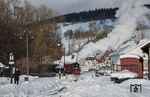 Reichlich Schnee war in Steinbach vorhanden. Trotzdem schaffte es die Pressnitztalbahn eine perfekte Fotoveranstaltung zu organisieren. (15.01.2017) <i>Foto: Joachim Schmidt</i>