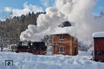 Bilderbuch-Winterwetter in Steinbach mit 99 1542. (15.01.2017) <i>Foto: Joachim Schmidt</i>