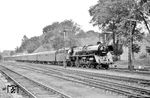 03 0059 rauscht mit D 814 (Leipzig - Stralsund) durch Burg Stargard. (15.09.1978) <i>Foto: Joachim Bügel</i>