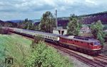 DR 132 300 mit D 355 (Saarbrücken - Frankfurt/M - Berlin) am Abzw. Elte bei Förtha. Hier zweigte ein Verbindungsgleis nach Marksuhl ab. (15.05.1991) <i>Foto: Peter Schiffer</i>