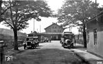 Der Bahnhofsvorplatz von Bietigheim, an dem sich die Württembergische Westbahn von der Frankenbahn trennt. (1932) <i>Foto: RVM</i>