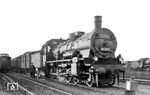 Nicht nur 38 3072 hat sich im heimatlichen Bingerbrück in Positur gestellt, auch das Bahnpersonal nutzt die Gunst der Stunde. (1926) <i>Foto: DLA Darmstadt (Bellingrodt)</i>