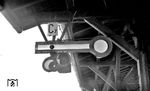 Ungewöhnliches Zwischensignal am Bahnsteigdach des Gleises 7 im Bahnhof Böblingen.  (30.03.1968) <i>Foto: Burkhard Wollny</i>