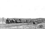 In Stein bei Immenstadt hatte die Lindauer 18 476 mit dem aus nur sechs Wagen bestehenden D 138 keine große Mühe. (09.06.1939) <i>Foto: RVM-Filmstelle Berlin (Bellingrodt)</i>