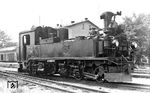 99 599 im Bahnhof Radeburg, dem Endbahnhof der Lößnitzgrundbahn aus Radebeul (ab 5. Mai 1941: Radebeul Ost). Die 1914 bei Hartmann in Chemnitz gebaute Lok lief noch bis 1973 auf der Schmalspurbahn Wolkenstein—Jöhstadt. (16.06.1936) <i>Foto: DLA Darmstadt (Bellingrodt)</i>