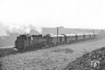 86 1435 mit einem Personenzug auf der Strecke Hettstedt - Gerbstedt. (24.04.1975) <i>Foto: Joachim Claus</i>