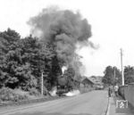 Mit Volldampf geht's für 99 7231 aus Wernigerode-Westerntor - da drehen sich sogar die Sommerfrischler um. (06.1976) <i>Foto: Joachim Claus</i>