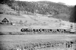 24 024 (Bw Freudenstadt) mit einem Personenzug im Kinizigtal bei Schiltach. (05.1938) <i>Foto: Theo Felten</i>