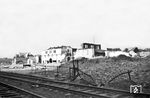 Die Reste des alten Heidelberger Hauptbahnhofs im Herbst 1955. (06.11.1955) <i>Foto: Helmut Röth *</i>