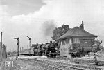 52 5191 (Bw Salzwedel) im Bahnhof Beetzendorf auf der Strecke Oebisfelde - Salzwedel. (10.06.1974) <i>Foto: Joachim Claus</i>