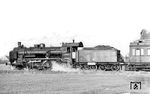 38 2266 mit einem Personenzug auf der Strecke Chemnitz - Leipzig bei (Leipzig-) Holzhausen. (19.03.1966) <i>Foto: Joachim Claus</i>