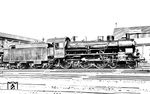 38 3874 kam als "AL 2350" mit Übernahme der Saarbahnen am 1. März 1935 in den Bestand der Deutschen Reichsbahn. Frisch umgezeichnet präsentiert sie sich im Heimat-Bw Saarbrücken Hbf mit einem Tender der Bauart 2'2' T 31,5. Die Lok wurde 1911 von Schwartzkopff in Berlin noch mit alter Hängeeisensteuerung gebaut. Ihr Lebensweg endete im November 1964 beim Bw Neumünster. (1935) <i>Foto: DLA Darmstadt (Maey)</i>