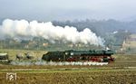 Durch das noch leicht nebelverhangene Saaletal ist 41 1182 mit Dg 55445 nach Saalfeld unterwegs. (08.12.1985) <i>Foto: Joachim Bügel</i>