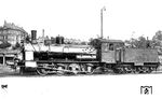 Zwischen 1895 und 1911 wurden mehr als 1640 Exemplare der preußischen G 7² gebaut. 55 1086 vom Bw Alzey, eine Zweizylinder-Verbund-Variante, erwischte der Fotograf als Wendelok im Bw Mainz Hbf. 1907 von Hohenzollern gebaut, stand sie im November 1933 auf der Ausmusterungsliste. (08.1927) <i>Foto: DLA Darmstadt (Maey)</i>